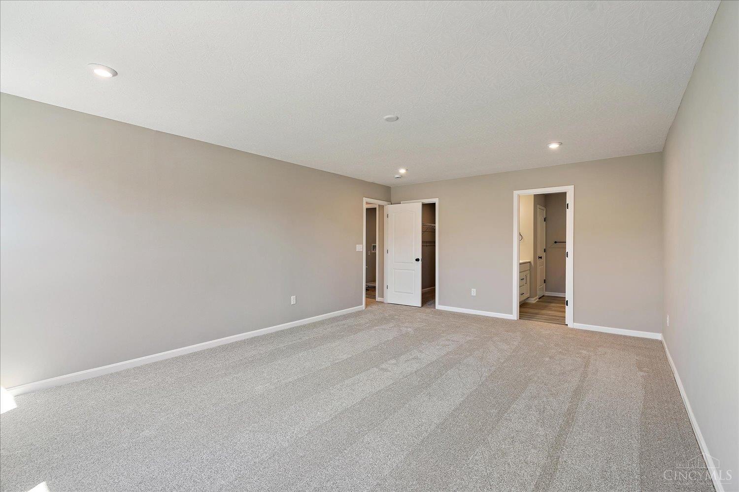 6071 Foothills Drive Property Photo 16