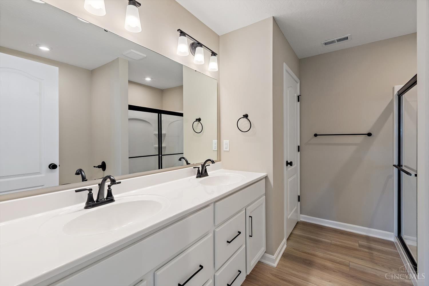 6071 Foothills Drive Property Photo 18