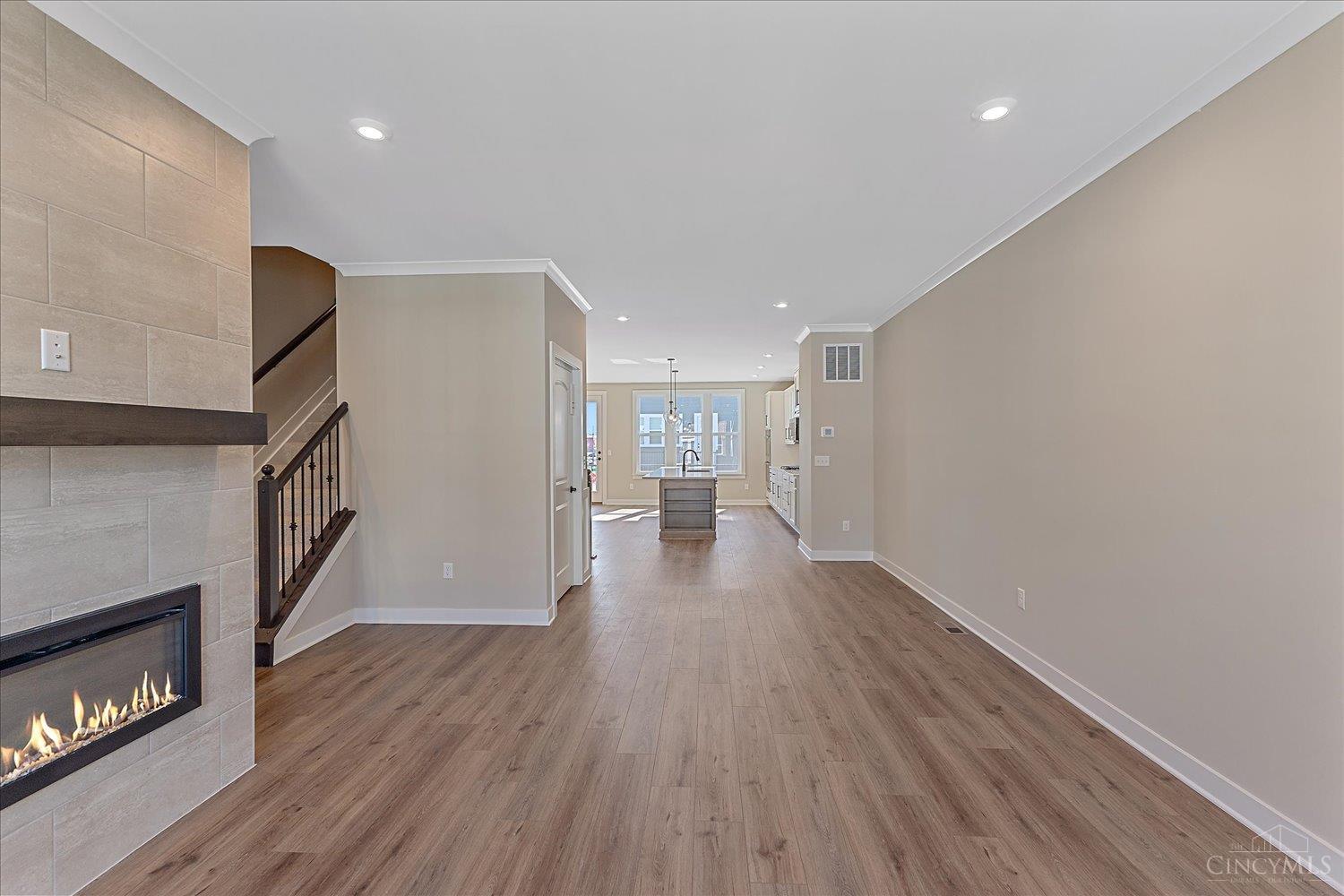 7251 Otley Drive Property Photo 11