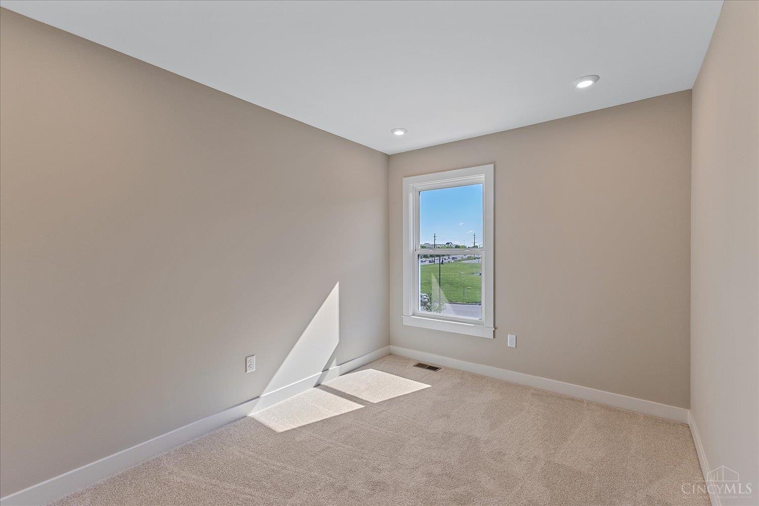 7251 Otley Drive Property Photo 20