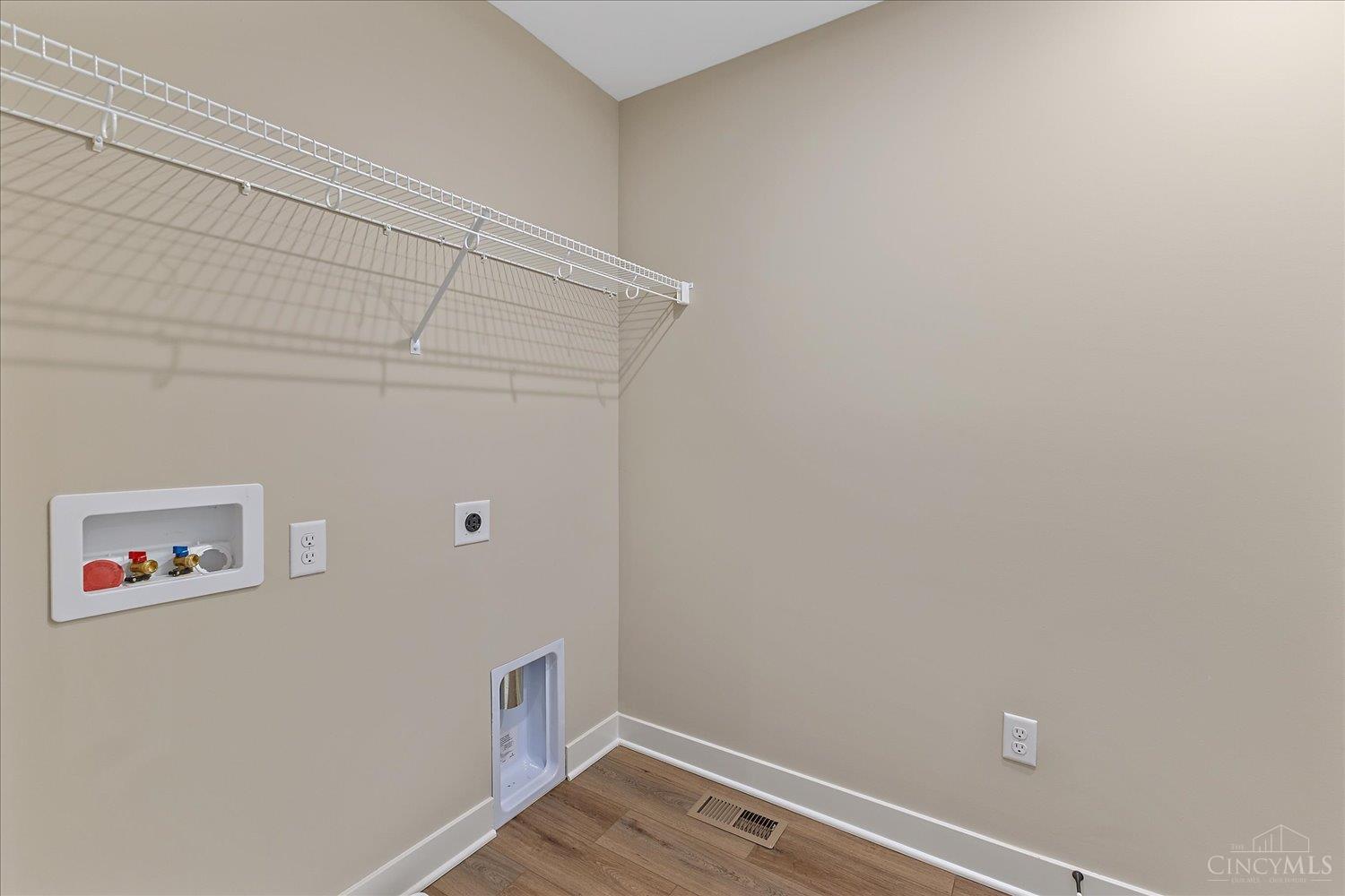 7251 Otley Drive Property Photo 25