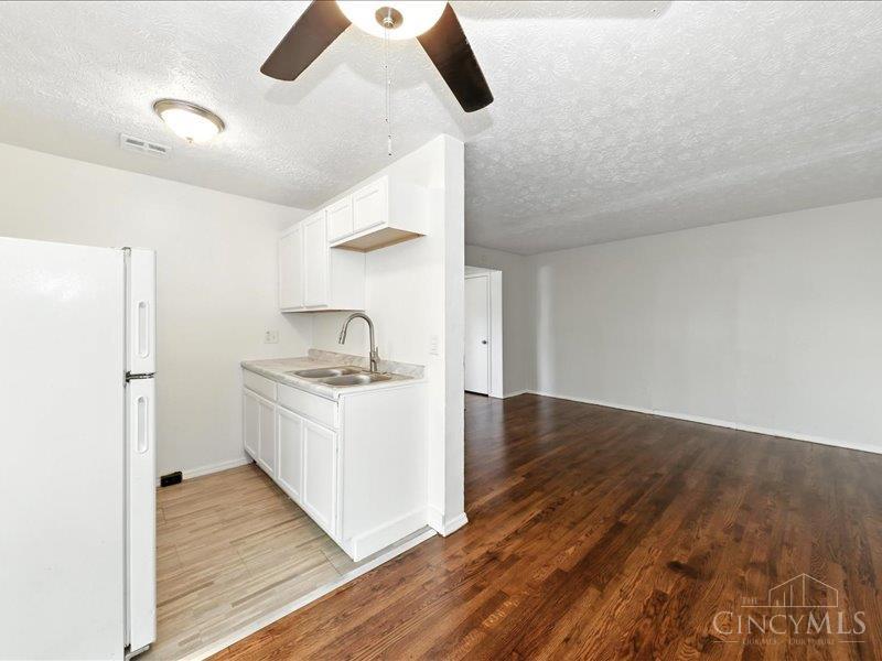 2145 Harrison Avenue Property Photo 8