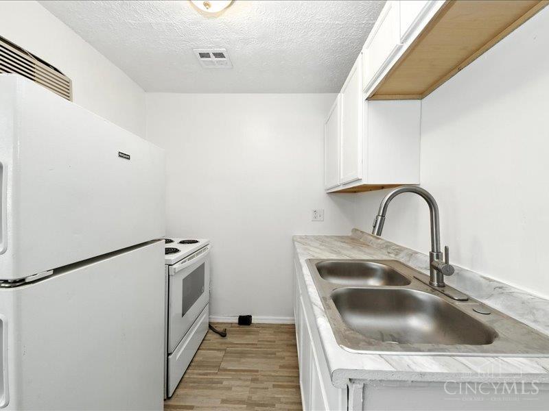 2145 Harrison Avenue Property Photo 10