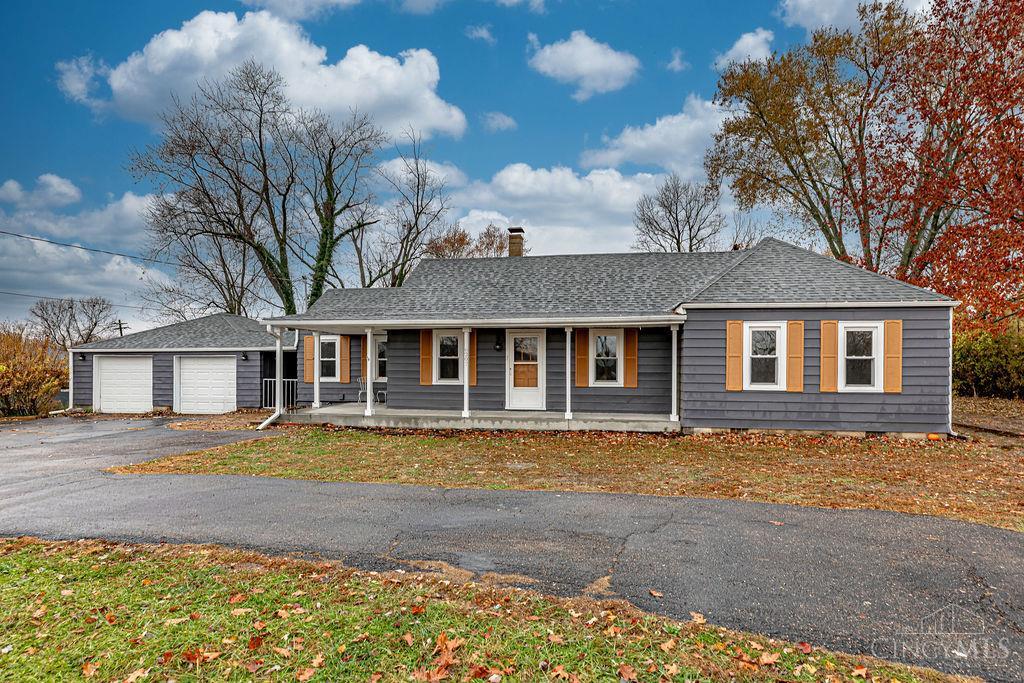 6207 Elk Creek Road Property Photo 1