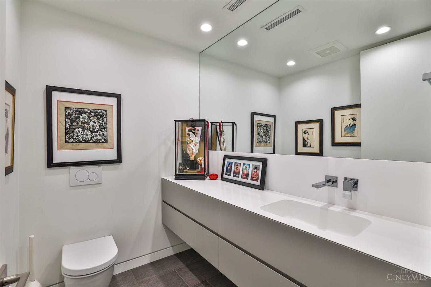 1826 Elm Street Property Photo 40