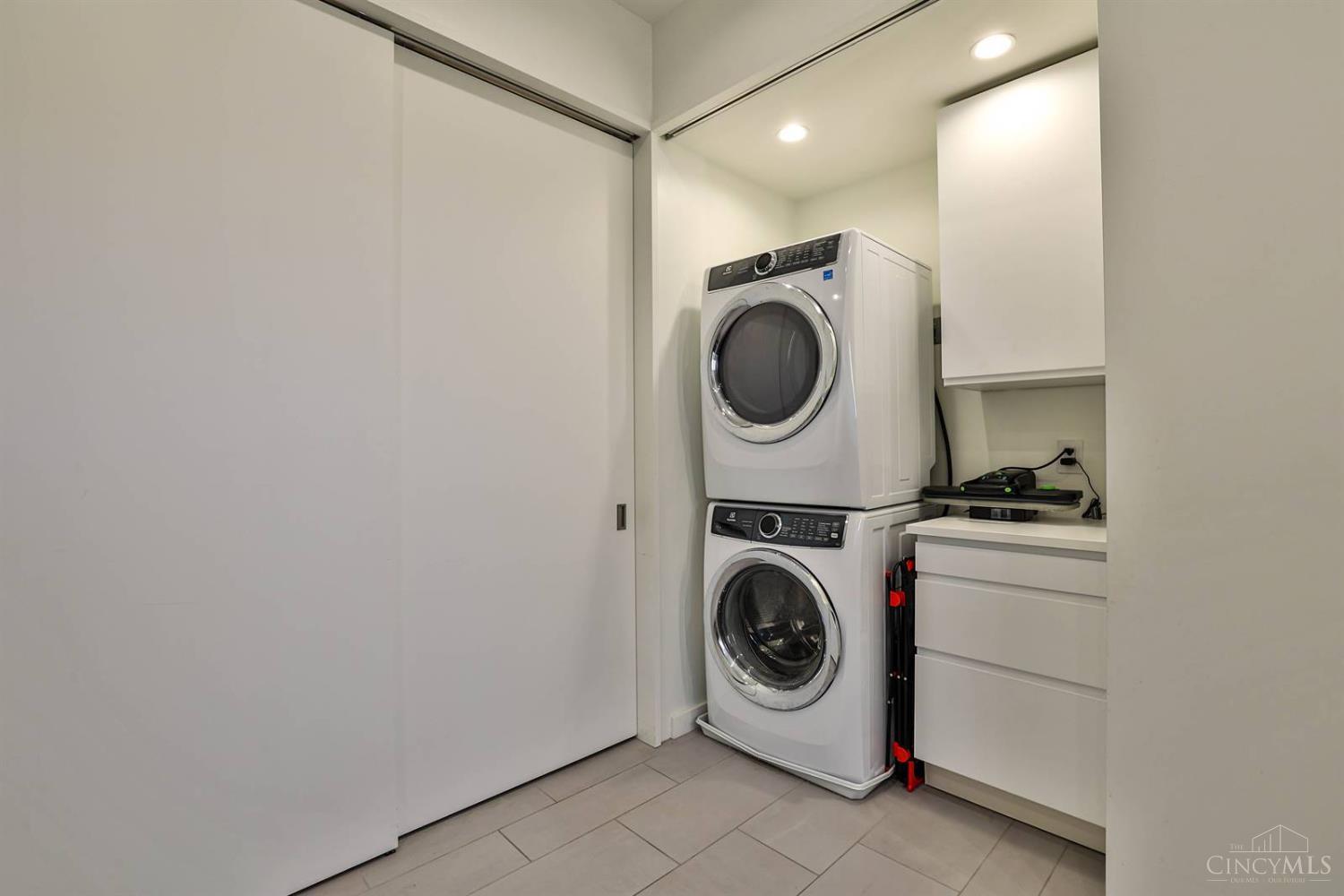 1826 Elm Street Property Photo 41