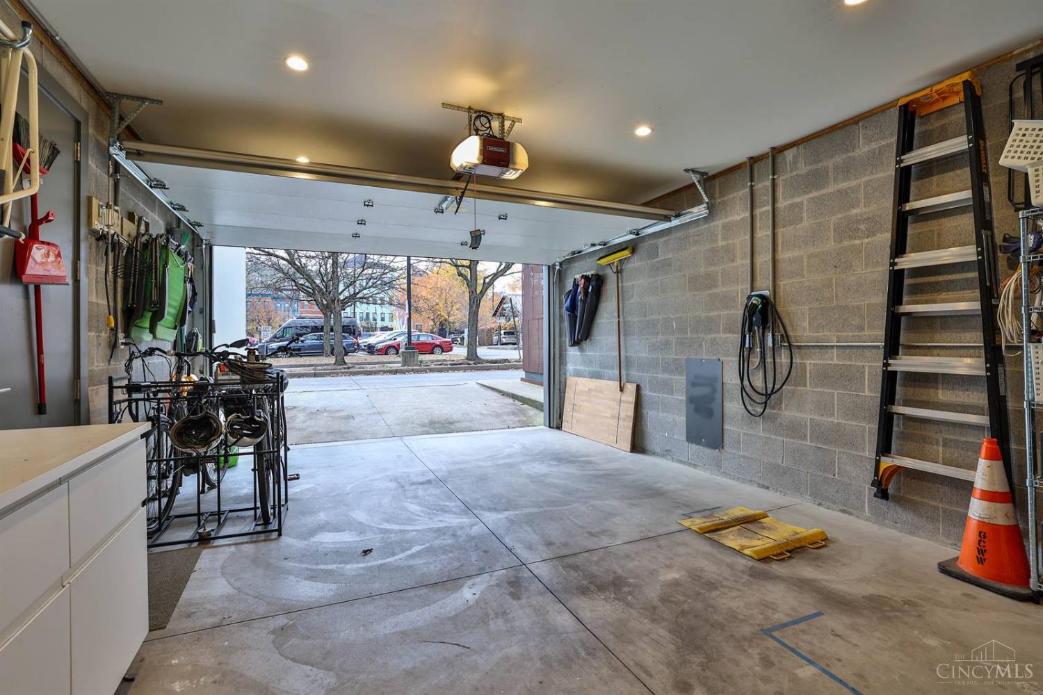 1826 Elm Street Property Photo 70