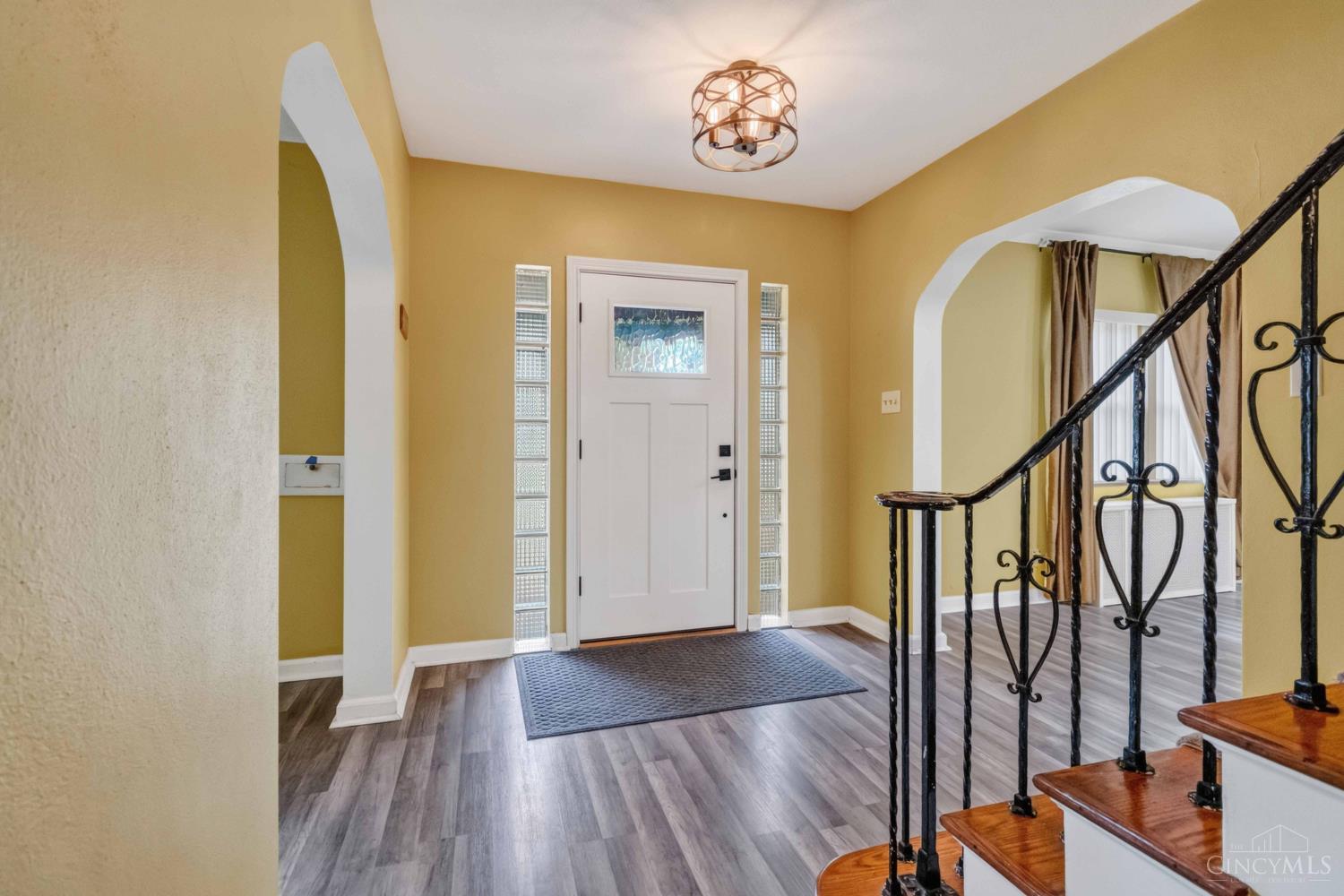 5751 Belmont Avenue Property Photo 3