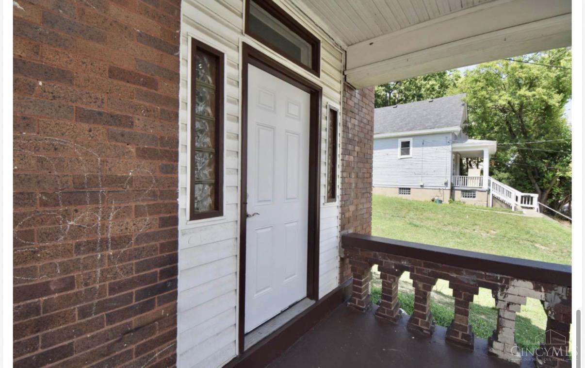 1015 Purcell Avenue Property Photo 2