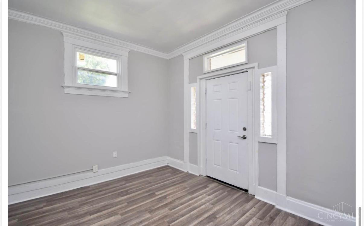1015 Purcell Avenue Property Photo 5