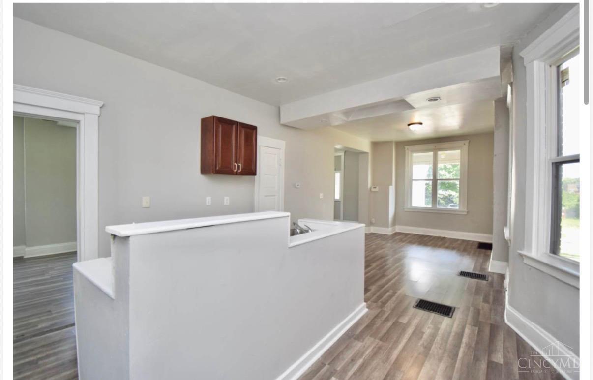 1015 Purcell Avenue Property Photo 14