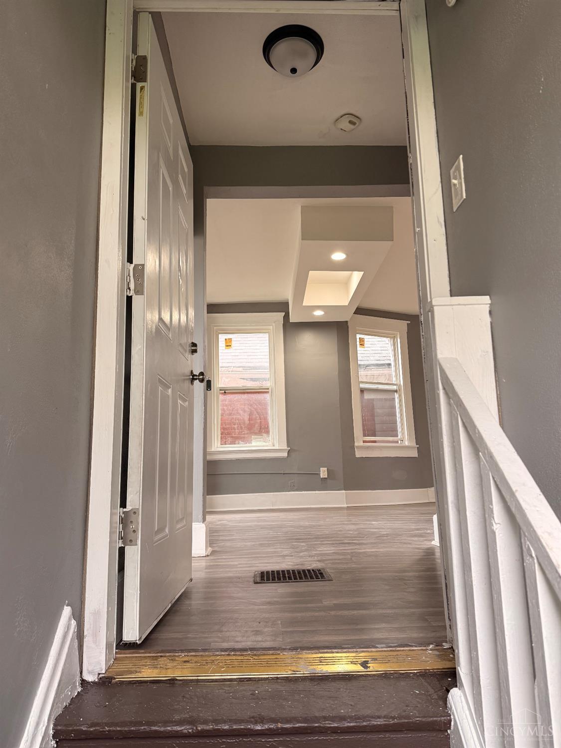 1015 Purcell Avenue Property Photo 24