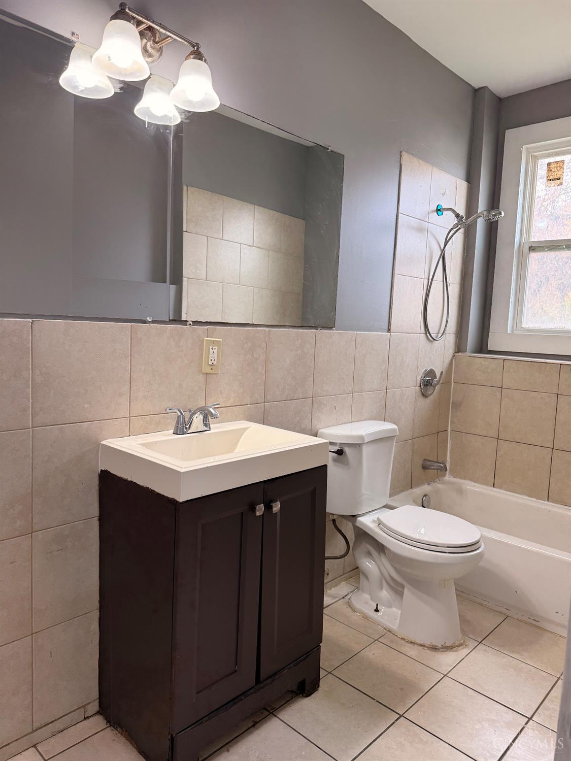 1015 Purcell Avenue Property Photo 28