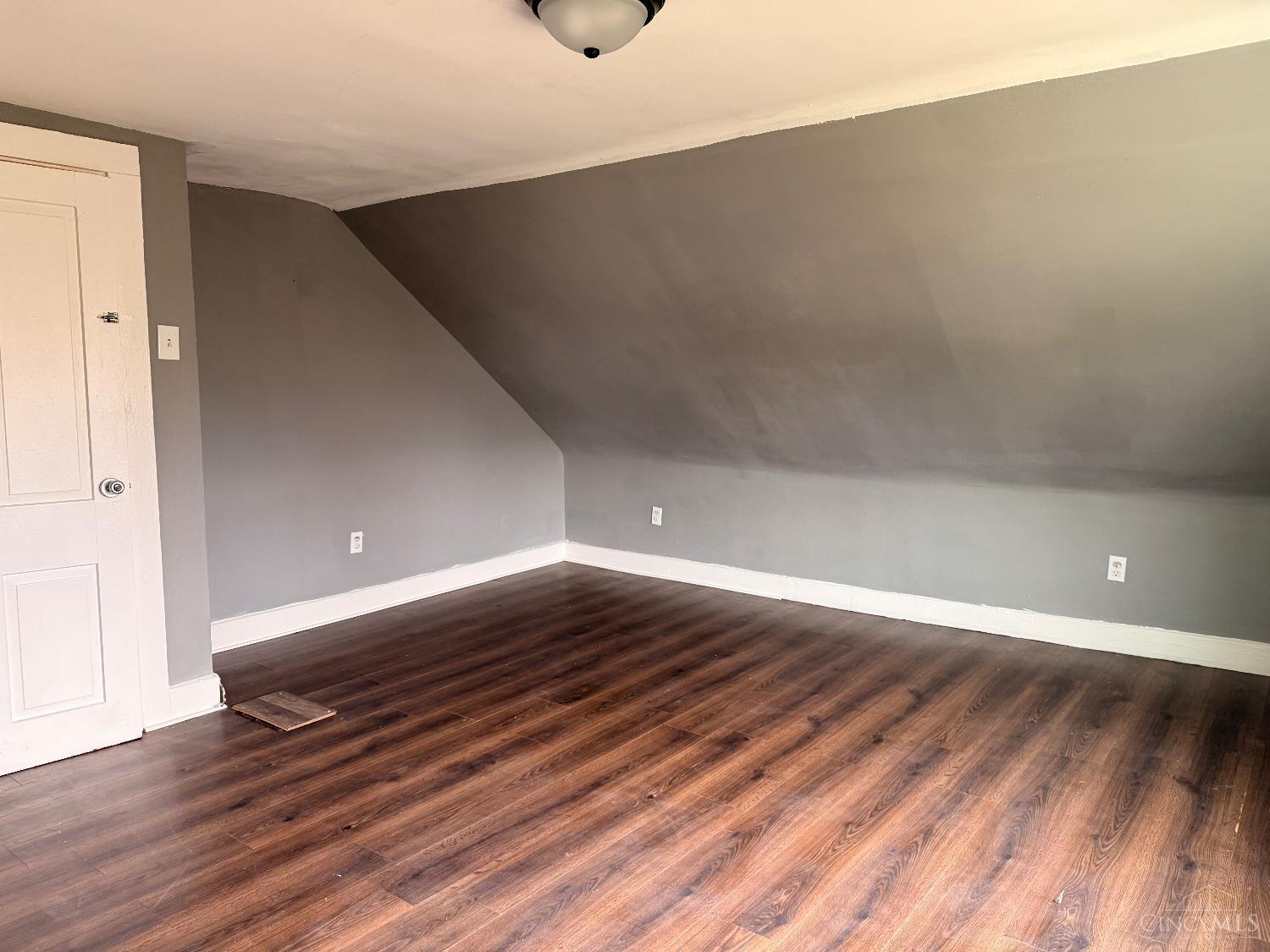 1015 Purcell Avenue Property Photo 34