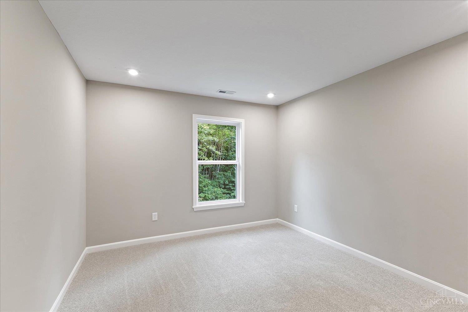 1593 Summerview Lane Property Photo 19