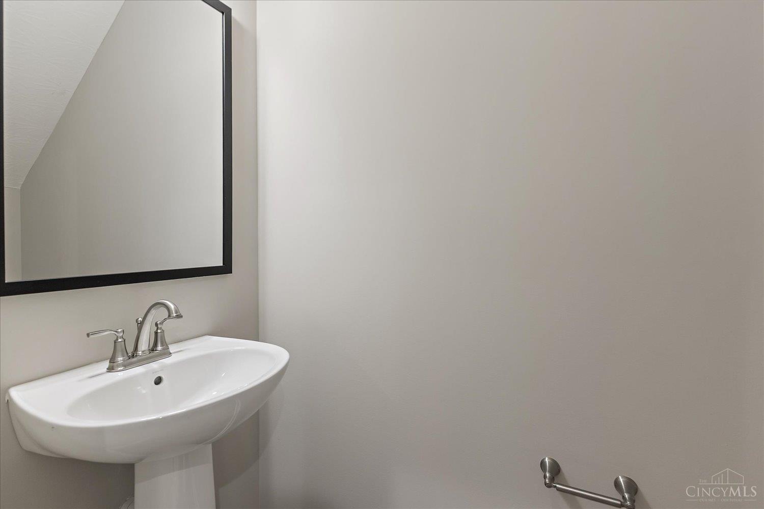 1593 Summerview Lane Property Photo 21