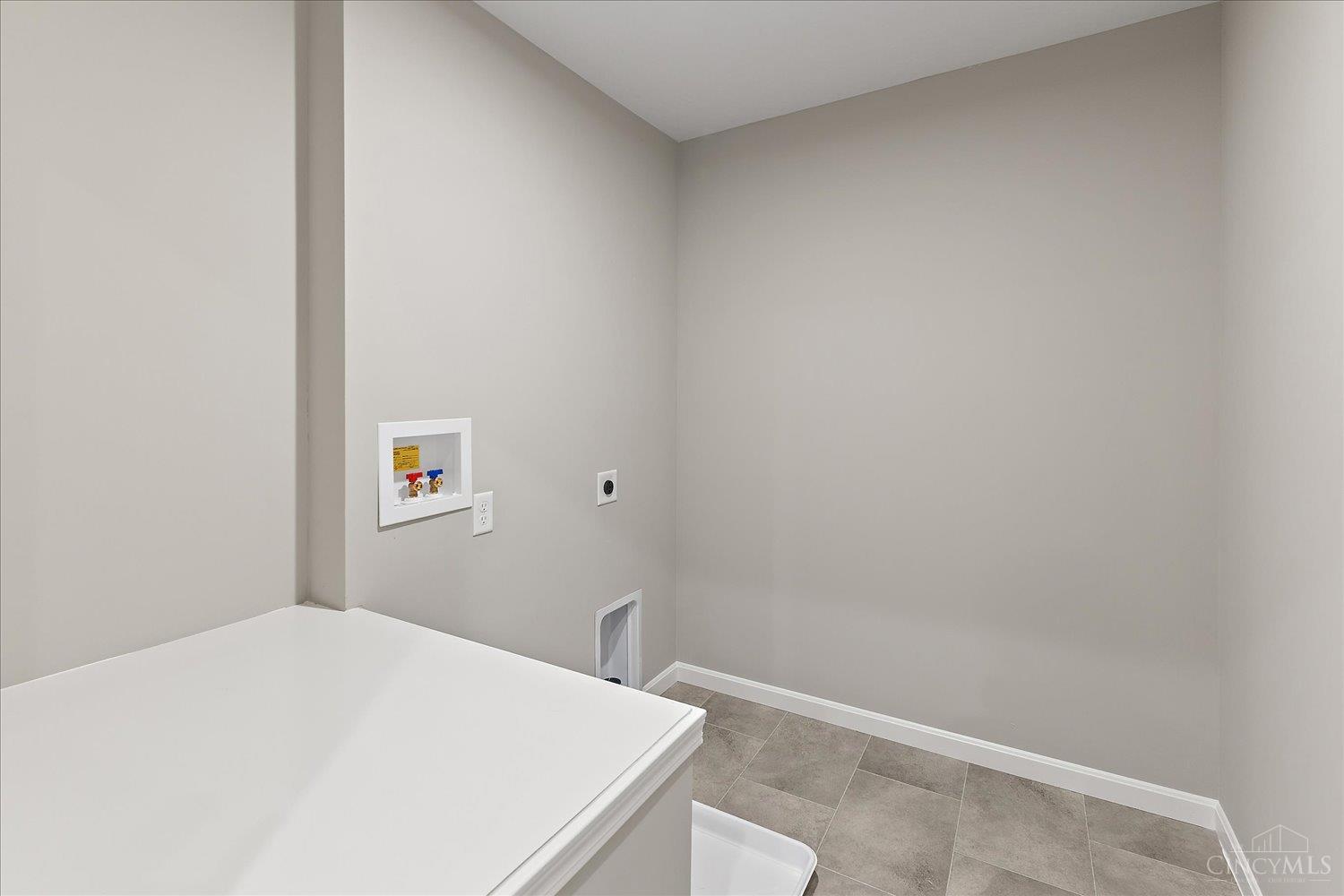 1593 Summerview Lane Property Photo 22