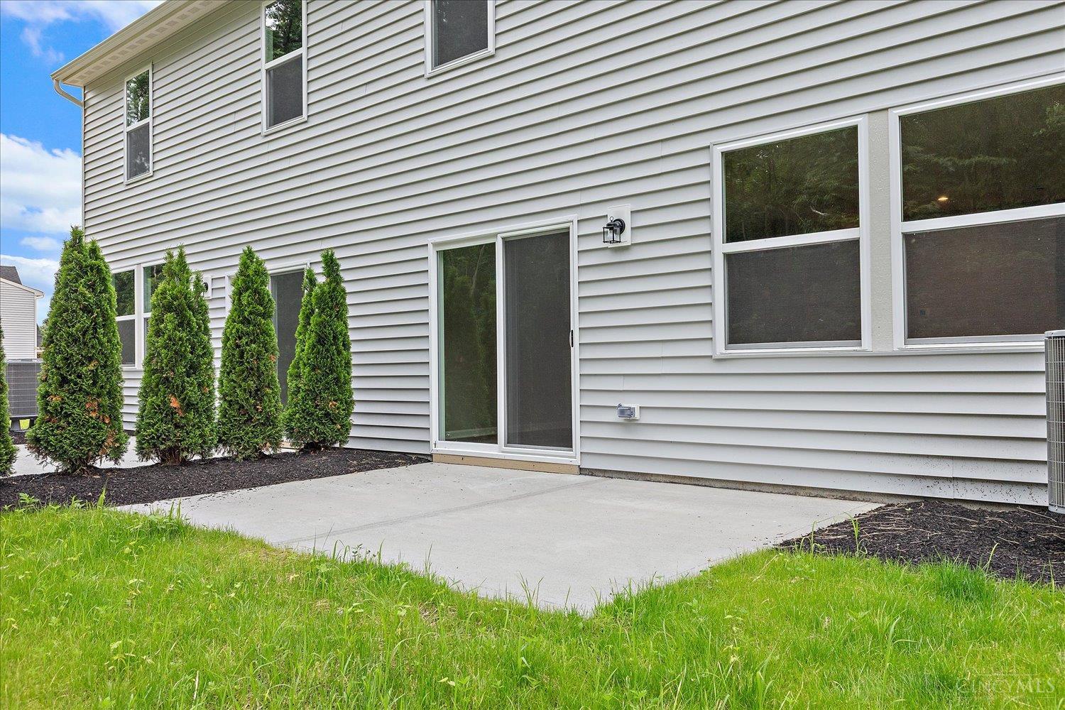 1593 Summerview Lane Property Photo 23