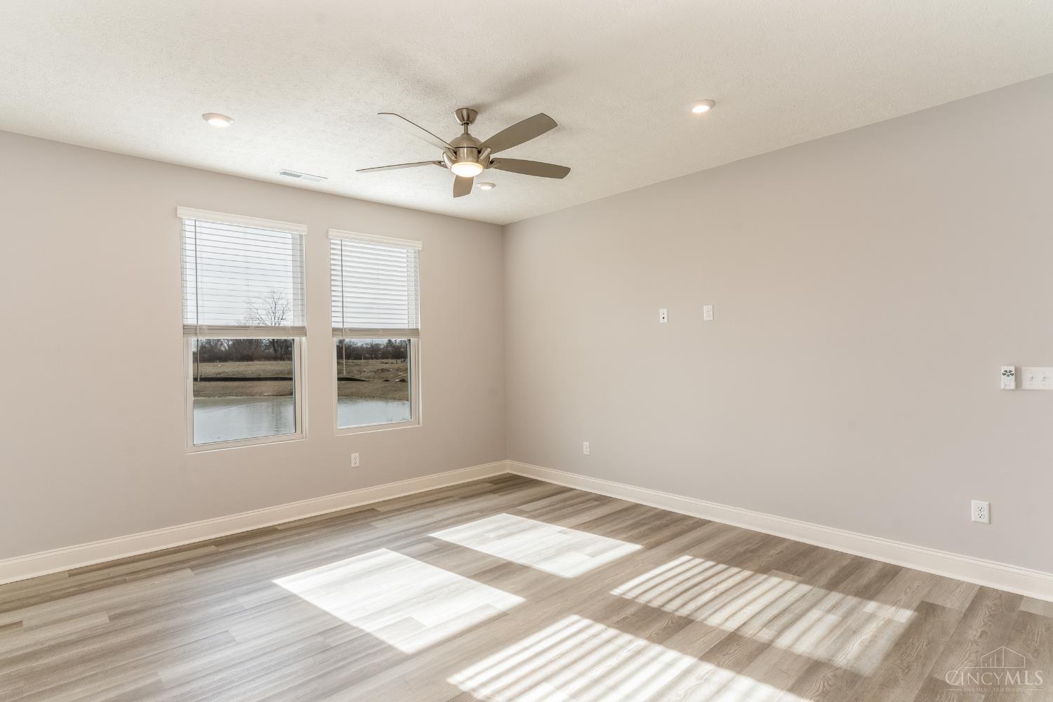 2474 Bartram Lane Property Photo 4