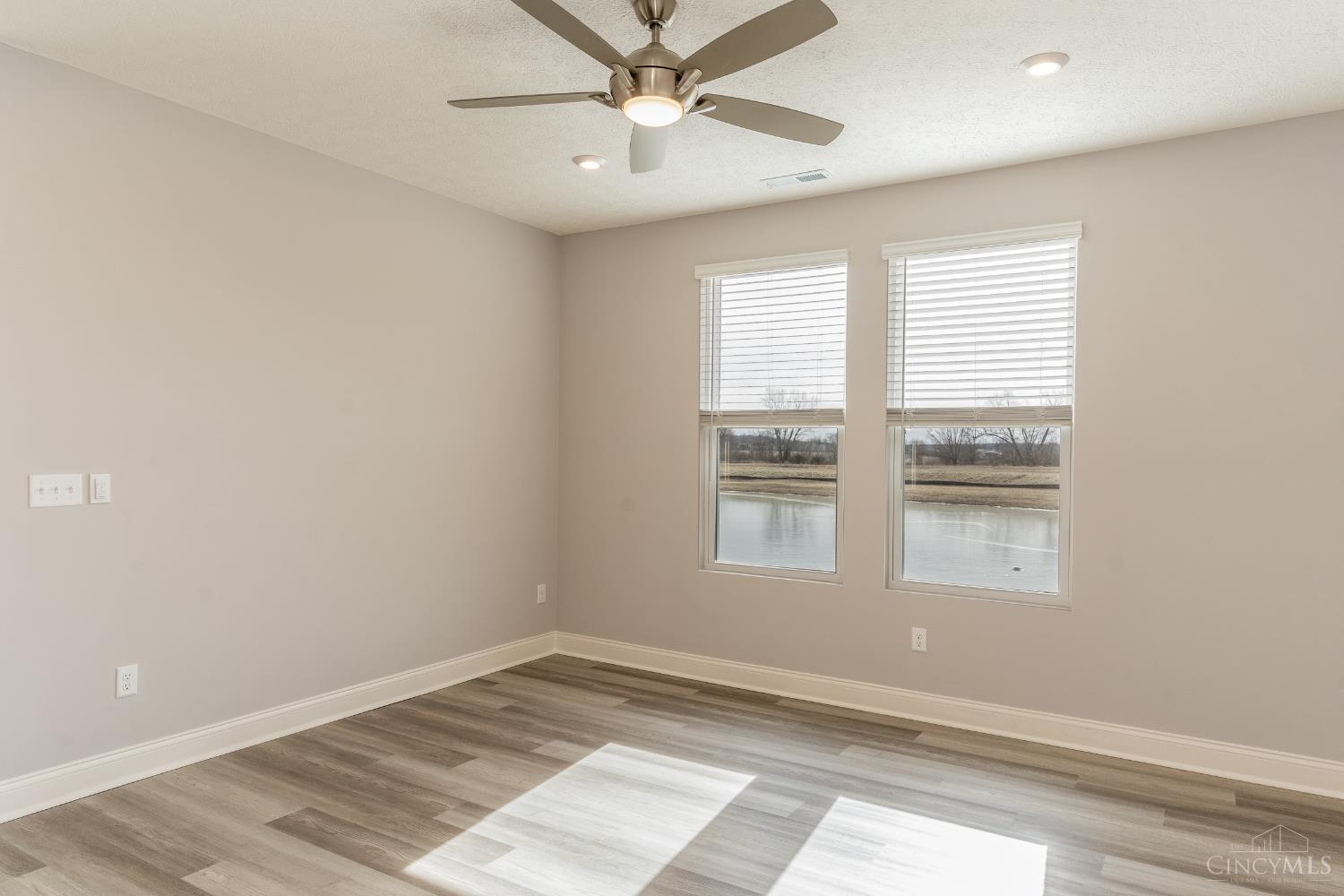 2474 Bartram Lane Property Photo 5