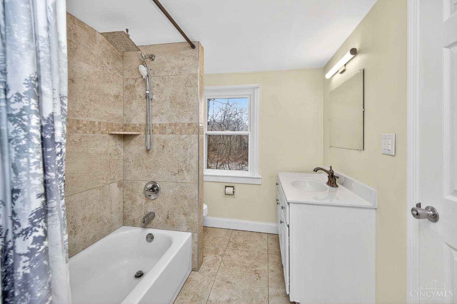 N 134 Front Street Property Photo 15