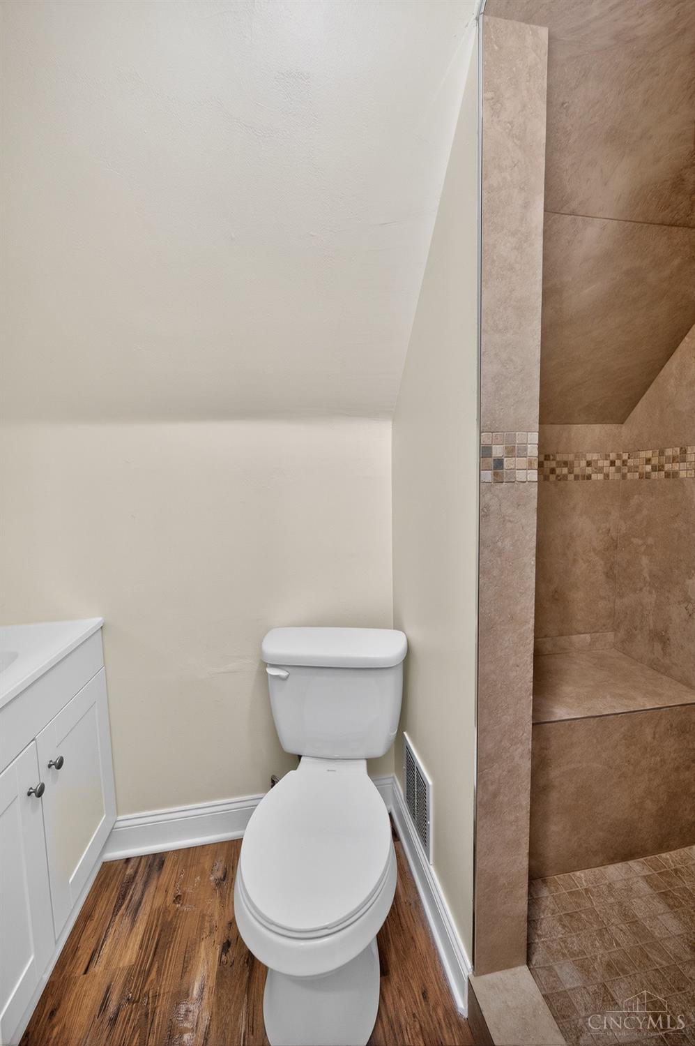 N 134 Front Street Property Photo 34