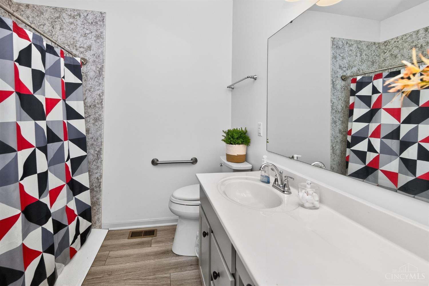 4792 Roses Run Property Photo 17