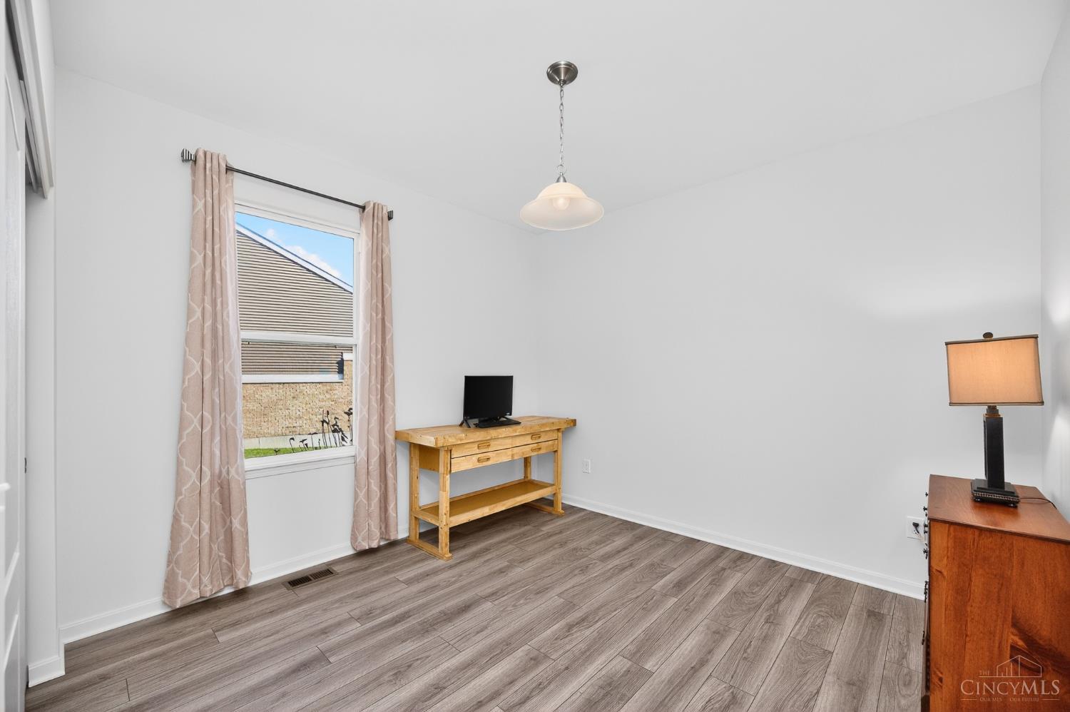 4792 Roses Run Property Photo 18