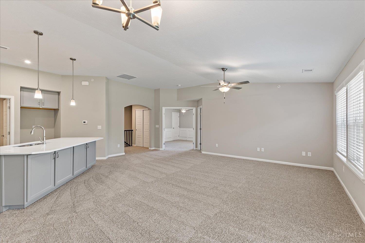 5890 Parkview Lane Property Photo 8
