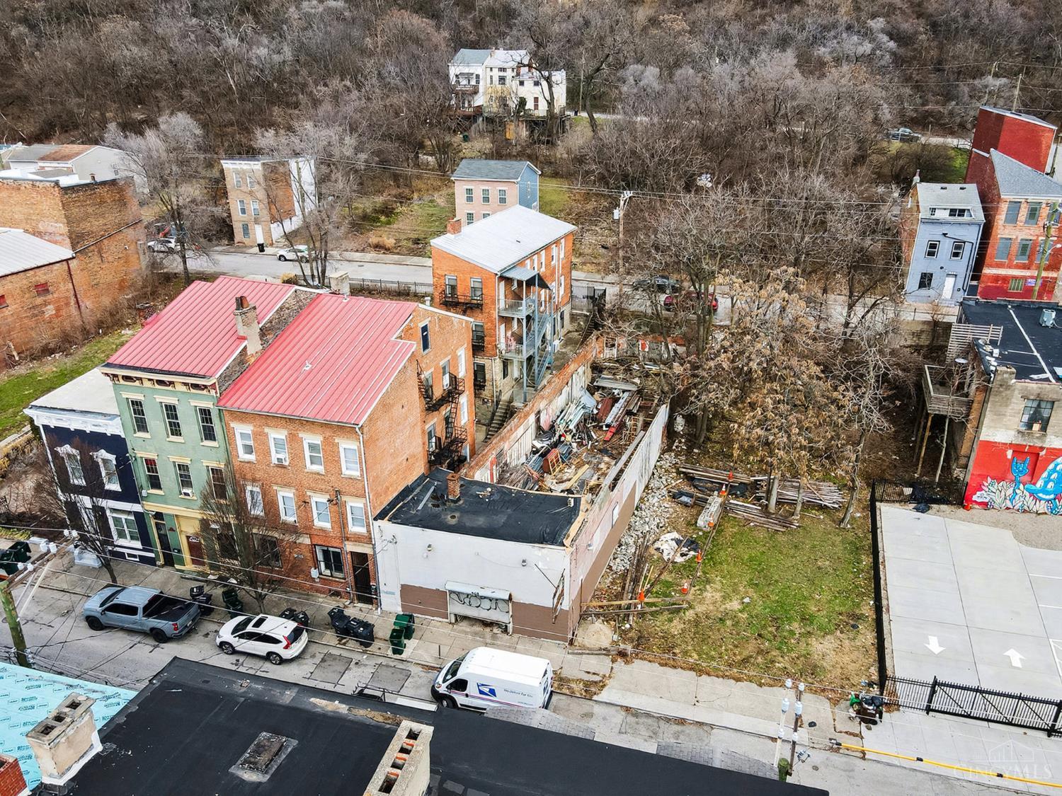 W 268 Mcmicken Avenue Property Photo 1