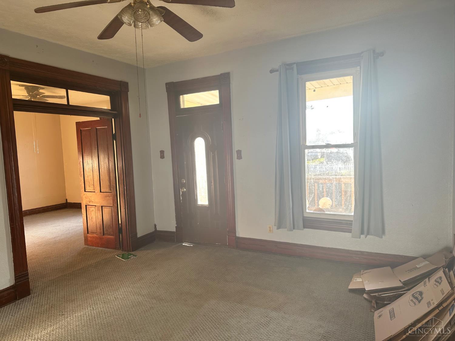 S 503 Broadway Street Property Photo 12