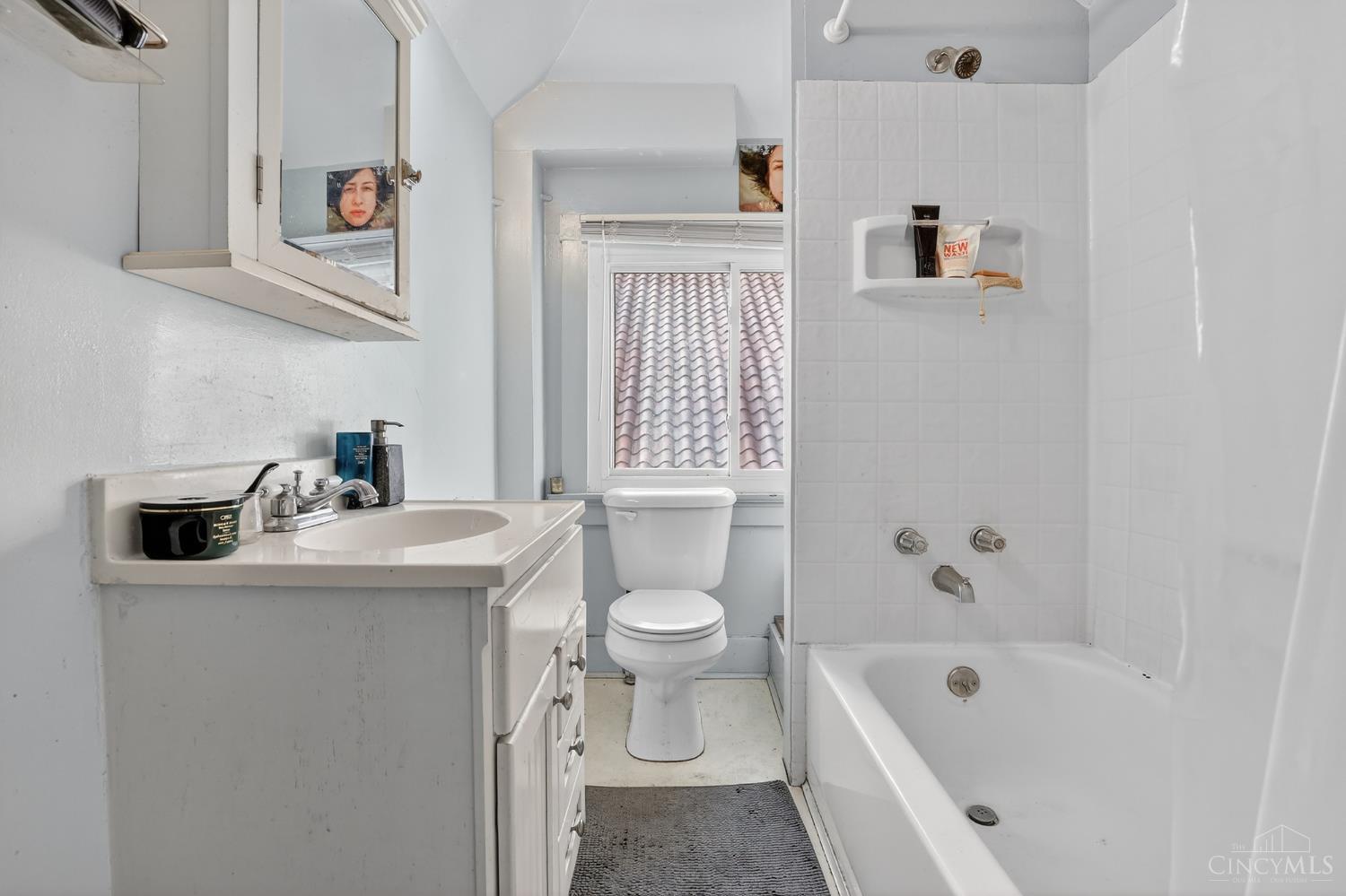 378 Howell Avenue Property Photo 10