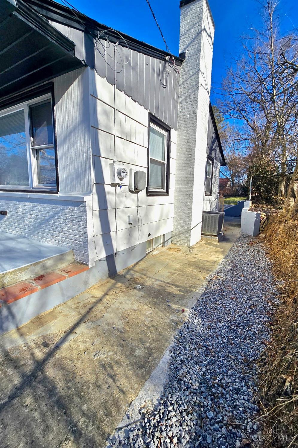 5940 Kenneth Avenue Property Photo 12