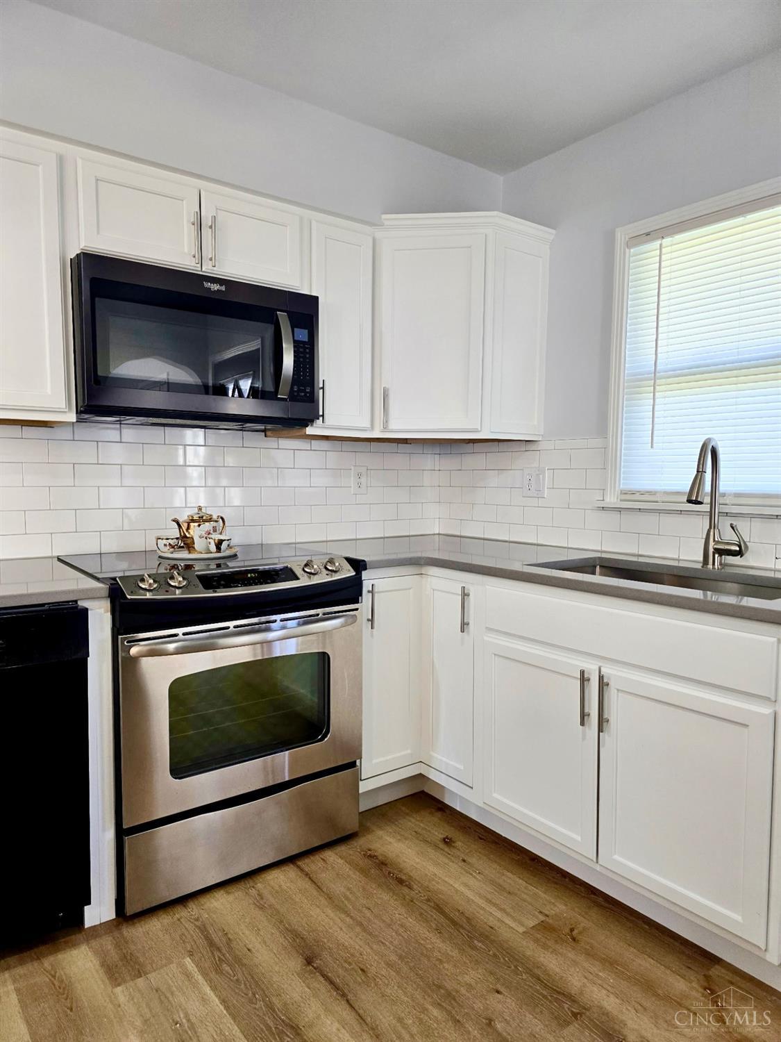 5940 Kenneth Avenue Property Photo 18