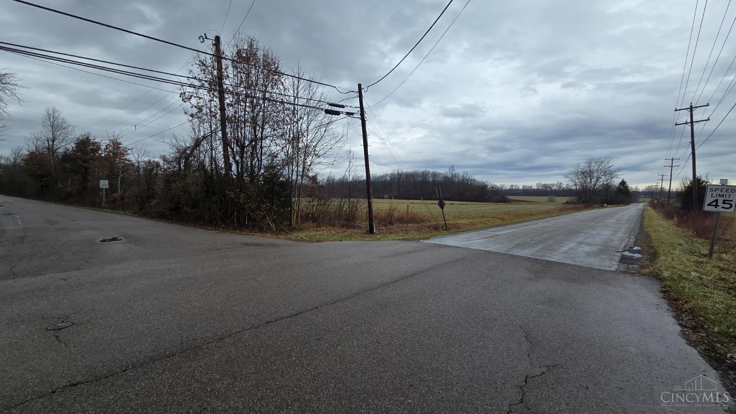 Middleboro Road Property Photo 2