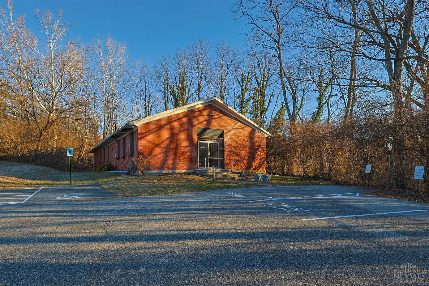 4662 Ashtree Drive Property Photo 2