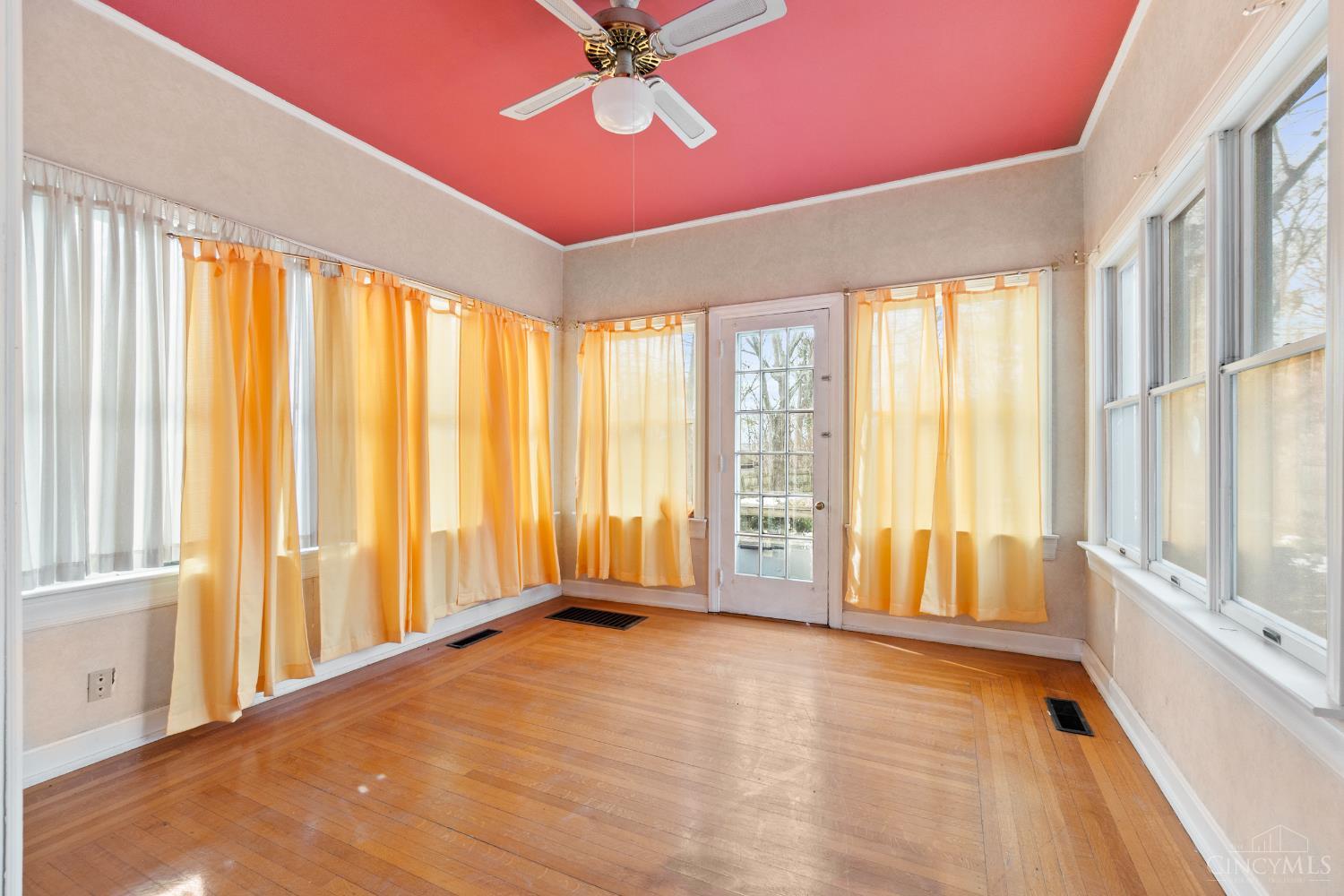 3315 Morrison Avenue Property Photo 12
