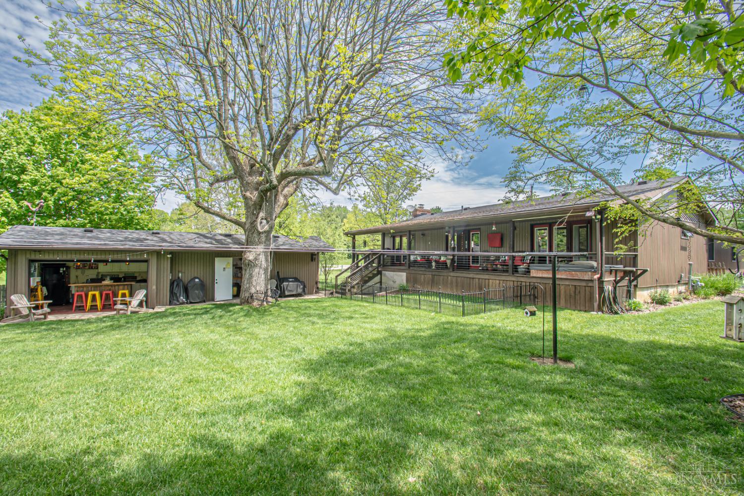 751 Lakengren Drive Property Photo 3
