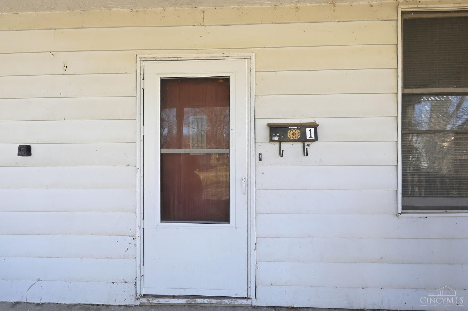 1461 Kinney Avenue Property Photo 7