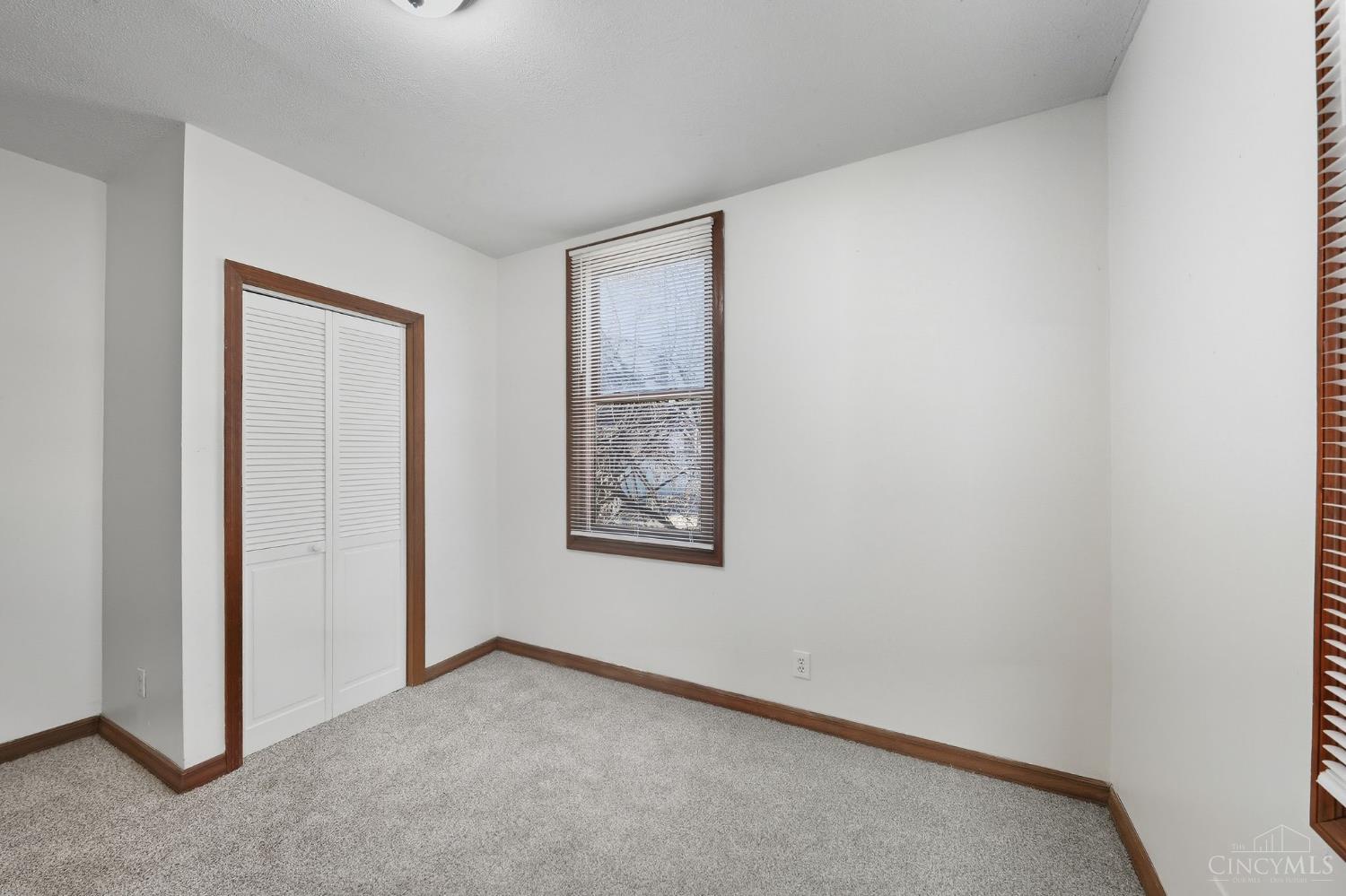 1461 Kinney Avenue Property Photo 18