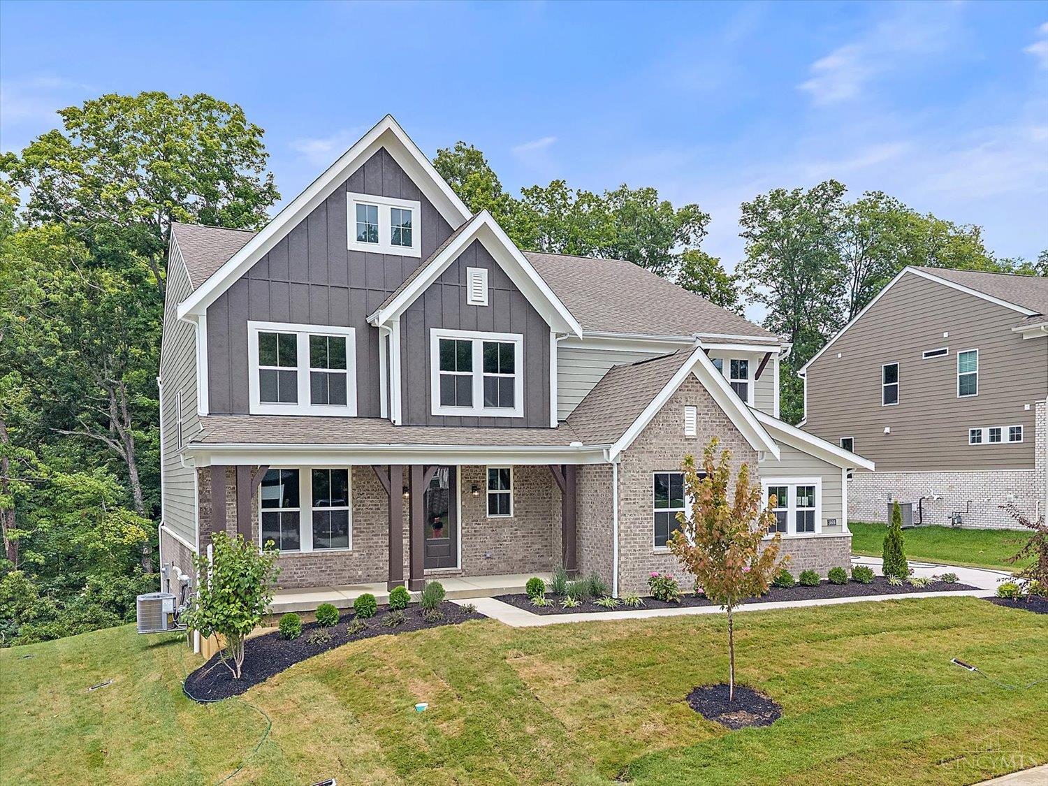 3806 Sturbridge Way Property Photo 1