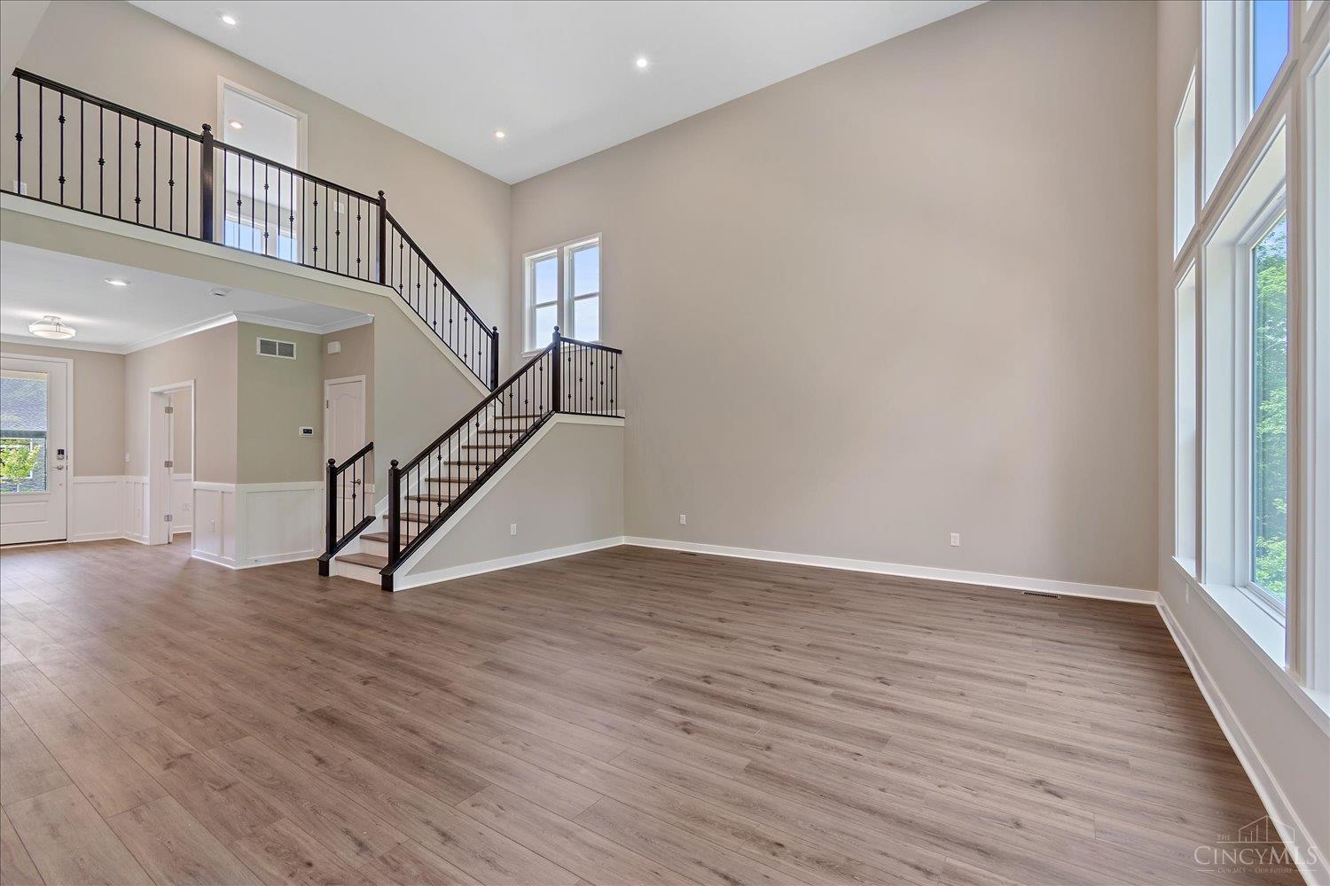 3806 Sturbridge Way Property Photo 9