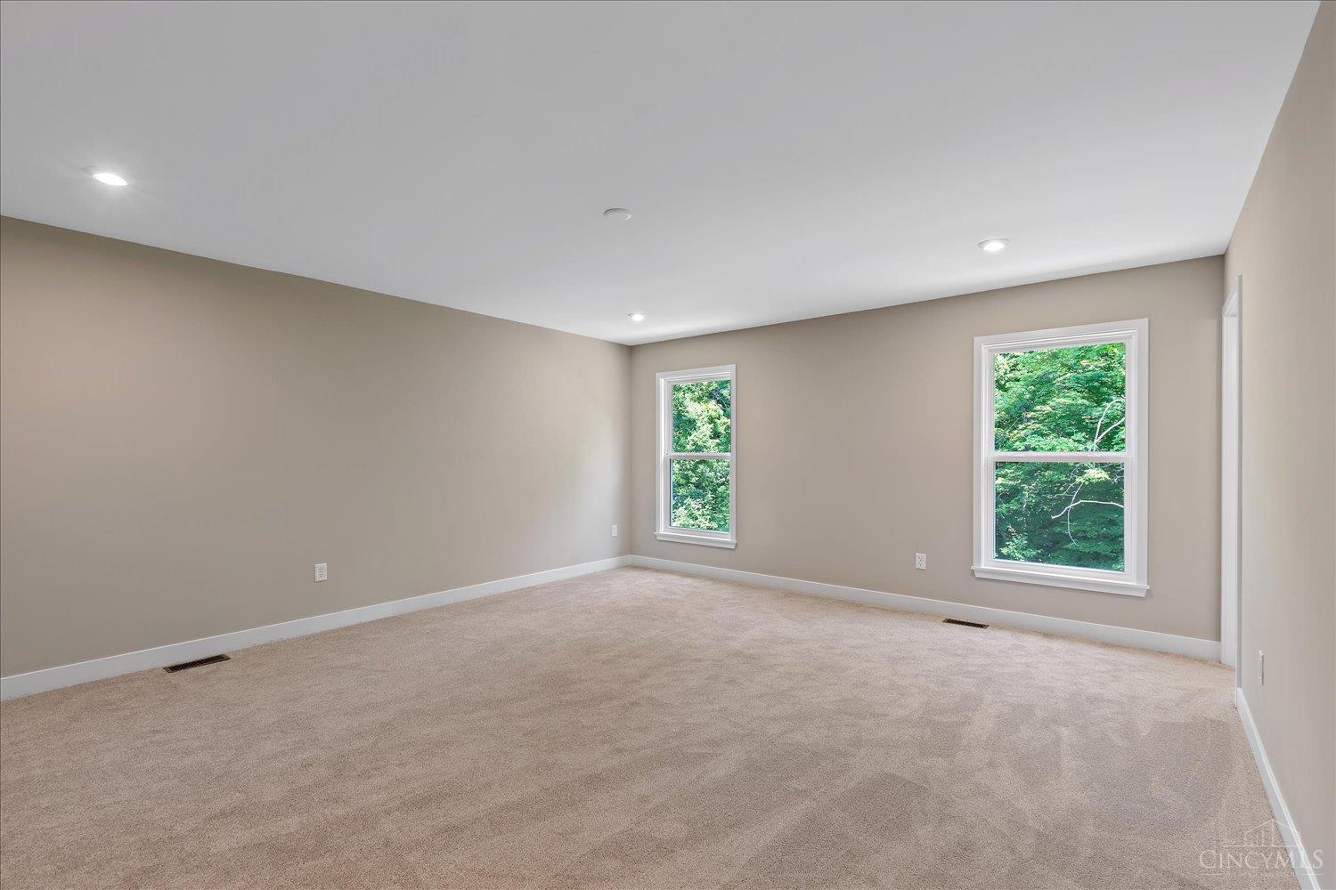 3806 Sturbridge Way Property Photo 16
