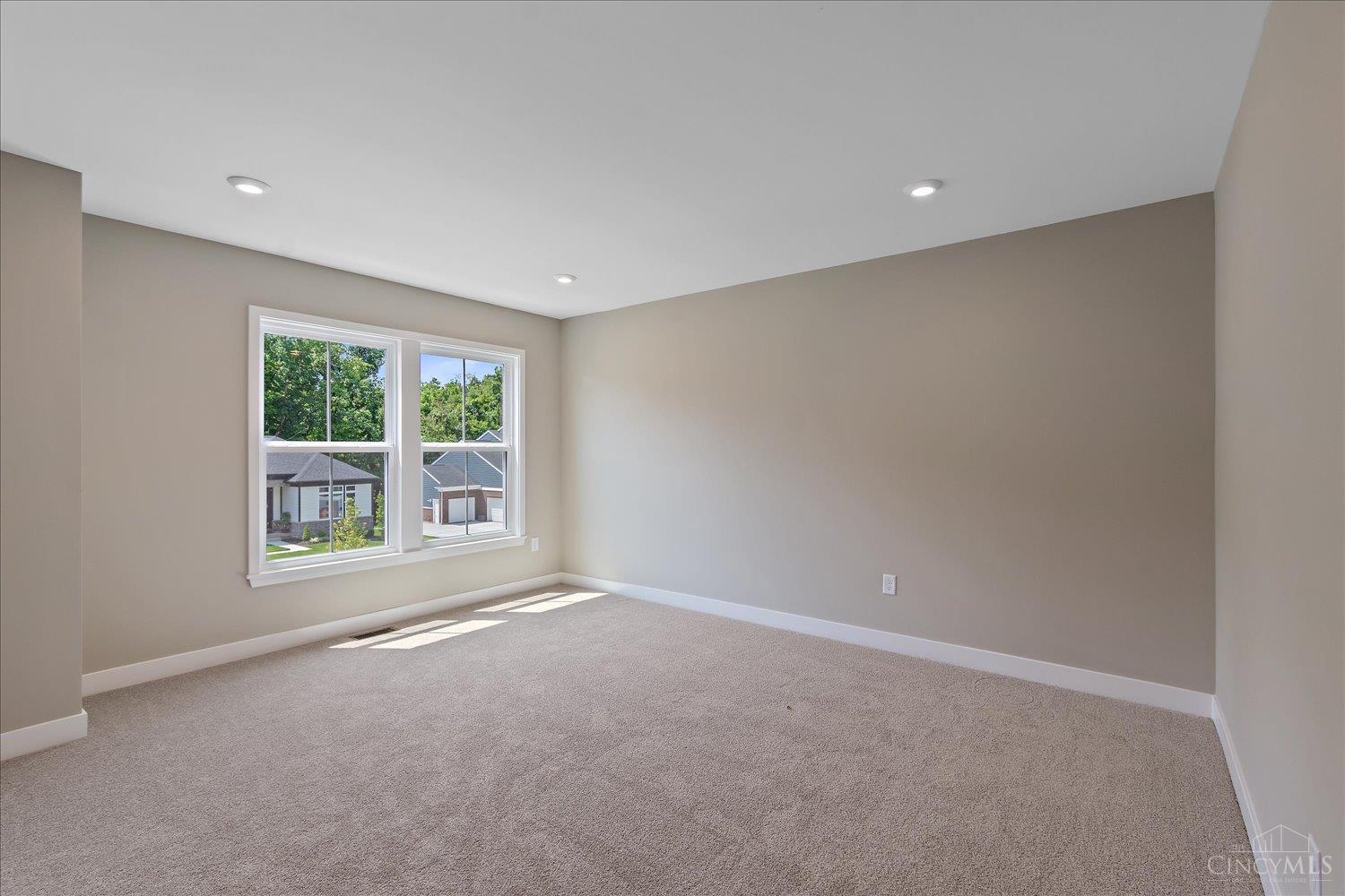 3806 Sturbridge Way Property Photo 24