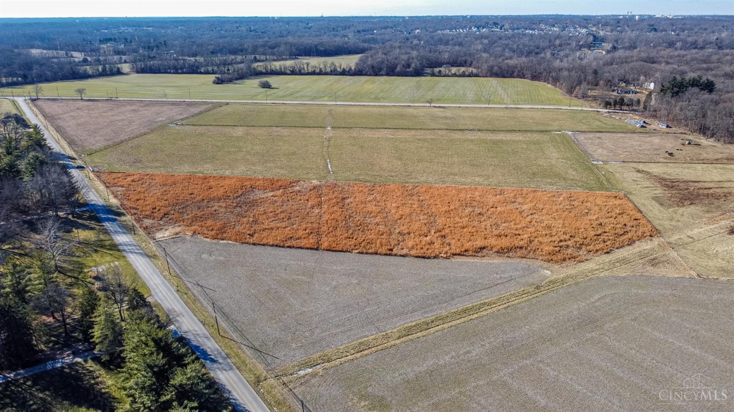 9739 Maineville Road Property Photo 6
