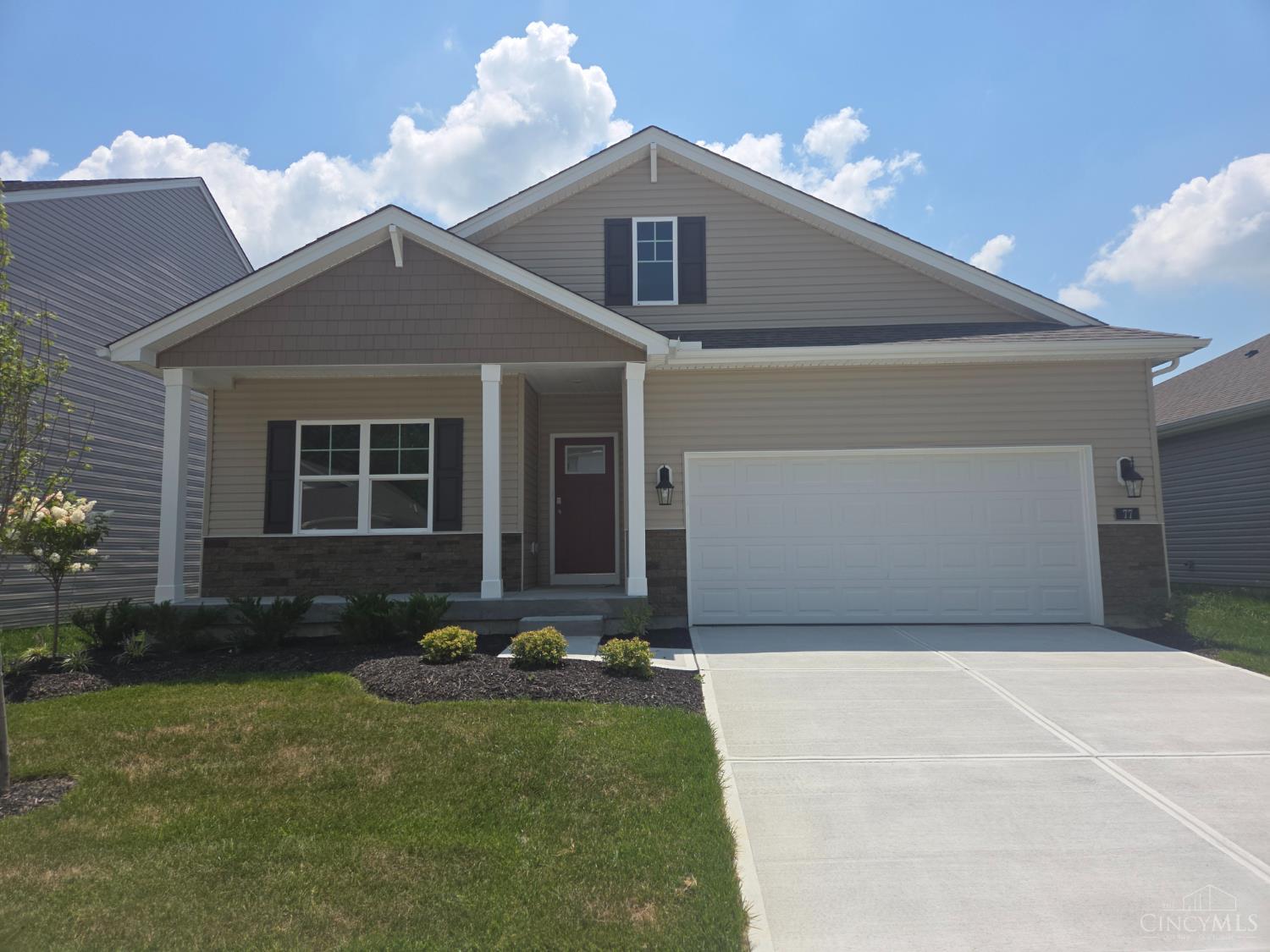 77 Great Horned Drive Property Photo 1
