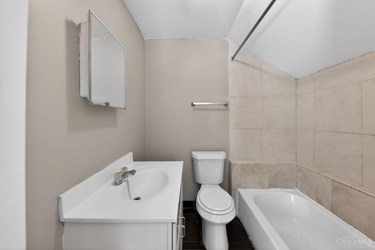 1763 Hanfield Street Property Photo 14