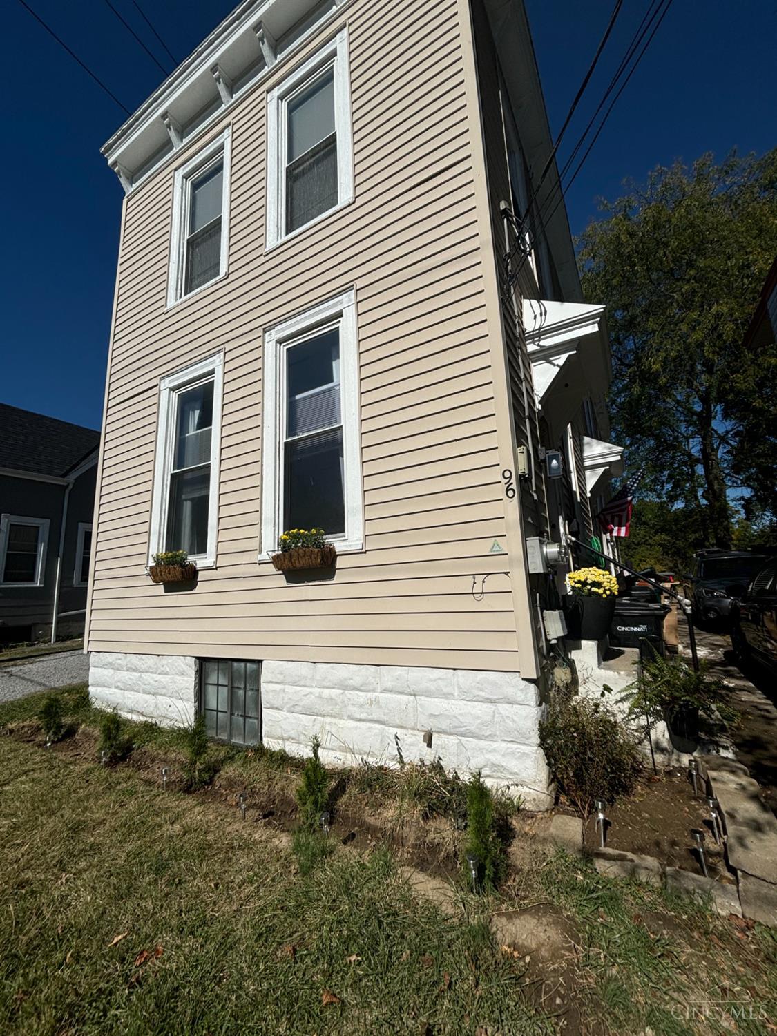 96 Juergens Avenue Property Photo 2