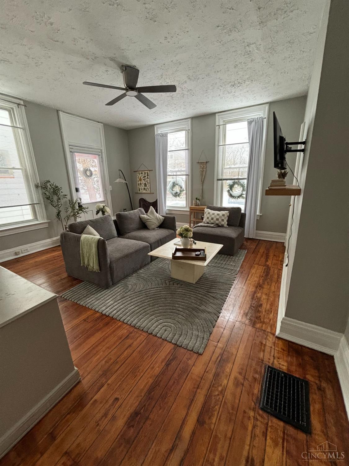 96 Juergens Avenue Property Photo 13