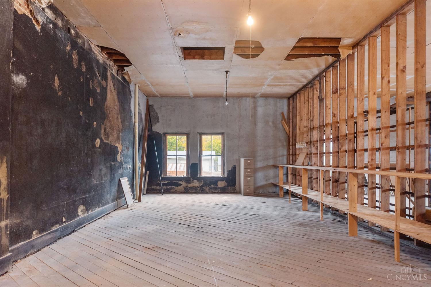 112 Main Street Property Photo 57